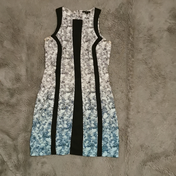 H&M dress, size 8 US - Picture 1 of 6